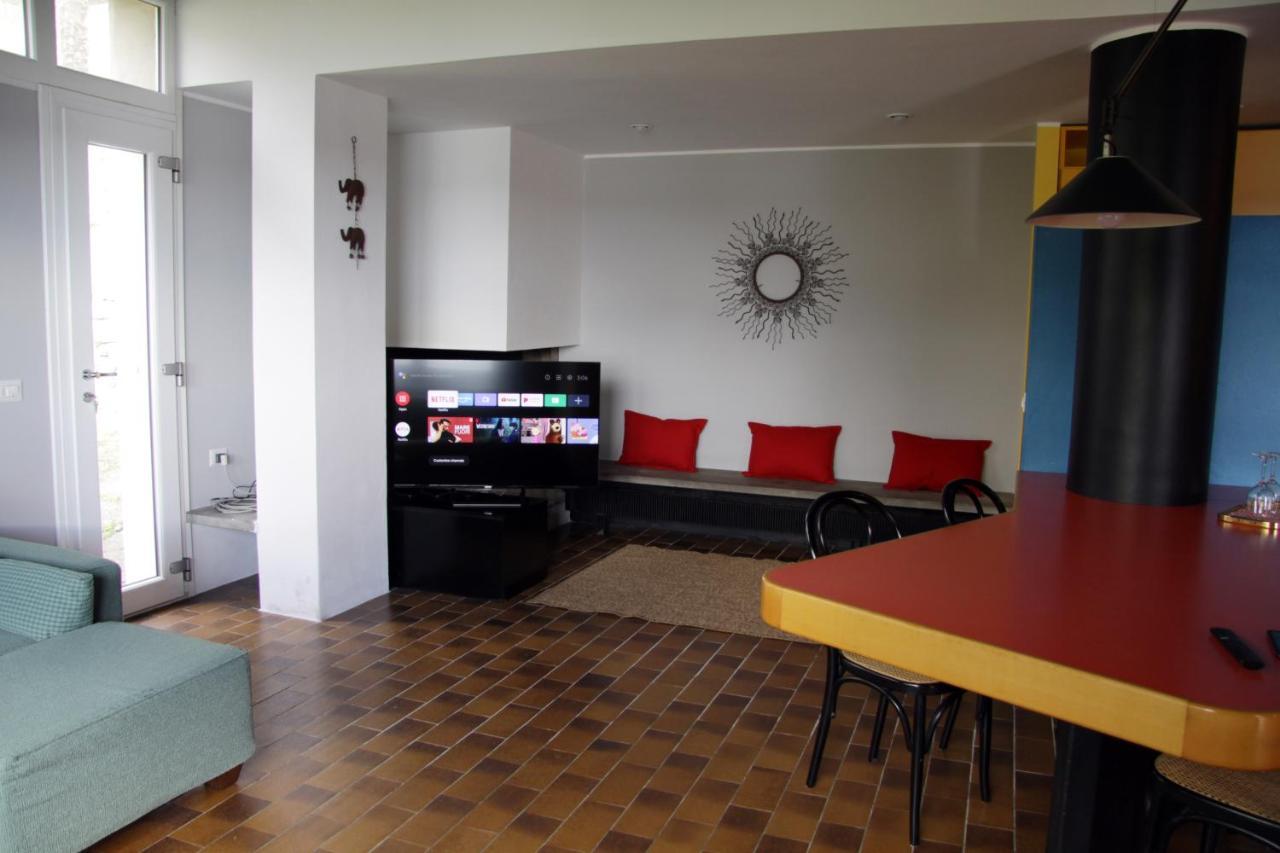 Casa Olivi Apartment Civate Exterior photo
